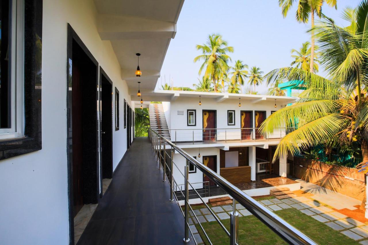 Oyo 24173 La Conceicao Aldeia Morjim Hotel Eksteriør billede
