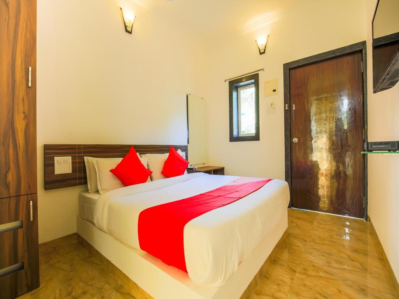 Oyo 24173 La Conceicao Aldeia Morjim Hotel Eksteriør billede