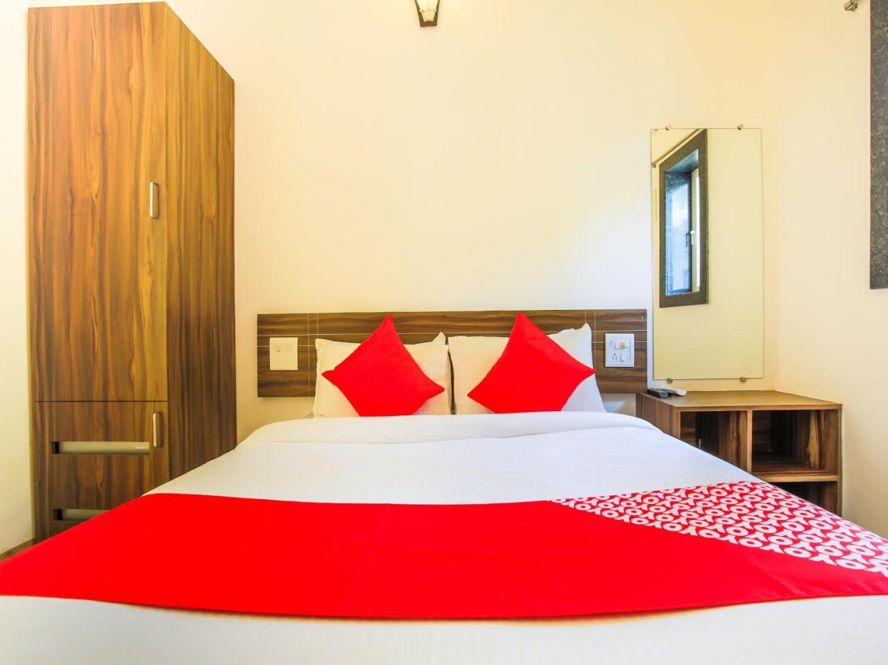 Oyo 24173 La Conceicao Aldeia Morjim Hotel Eksteriør billede